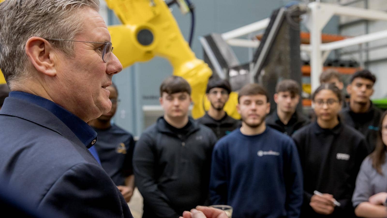 Keir Starmer visits apprentices at MTC Coventry